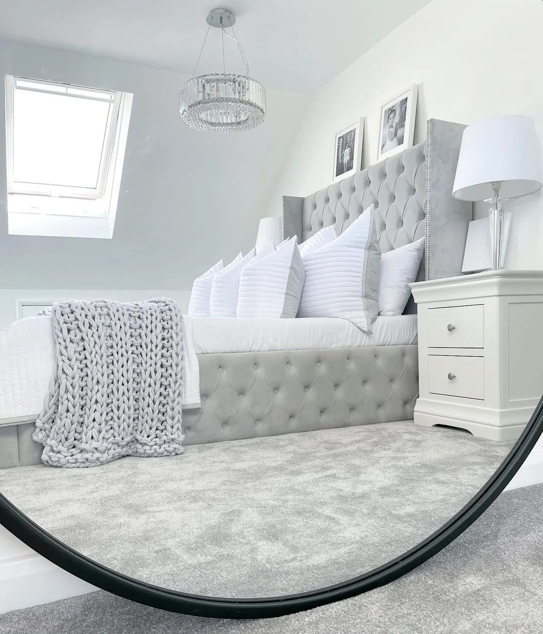 Cadre de Lit Armony Gris - Élégance Néo-Classique