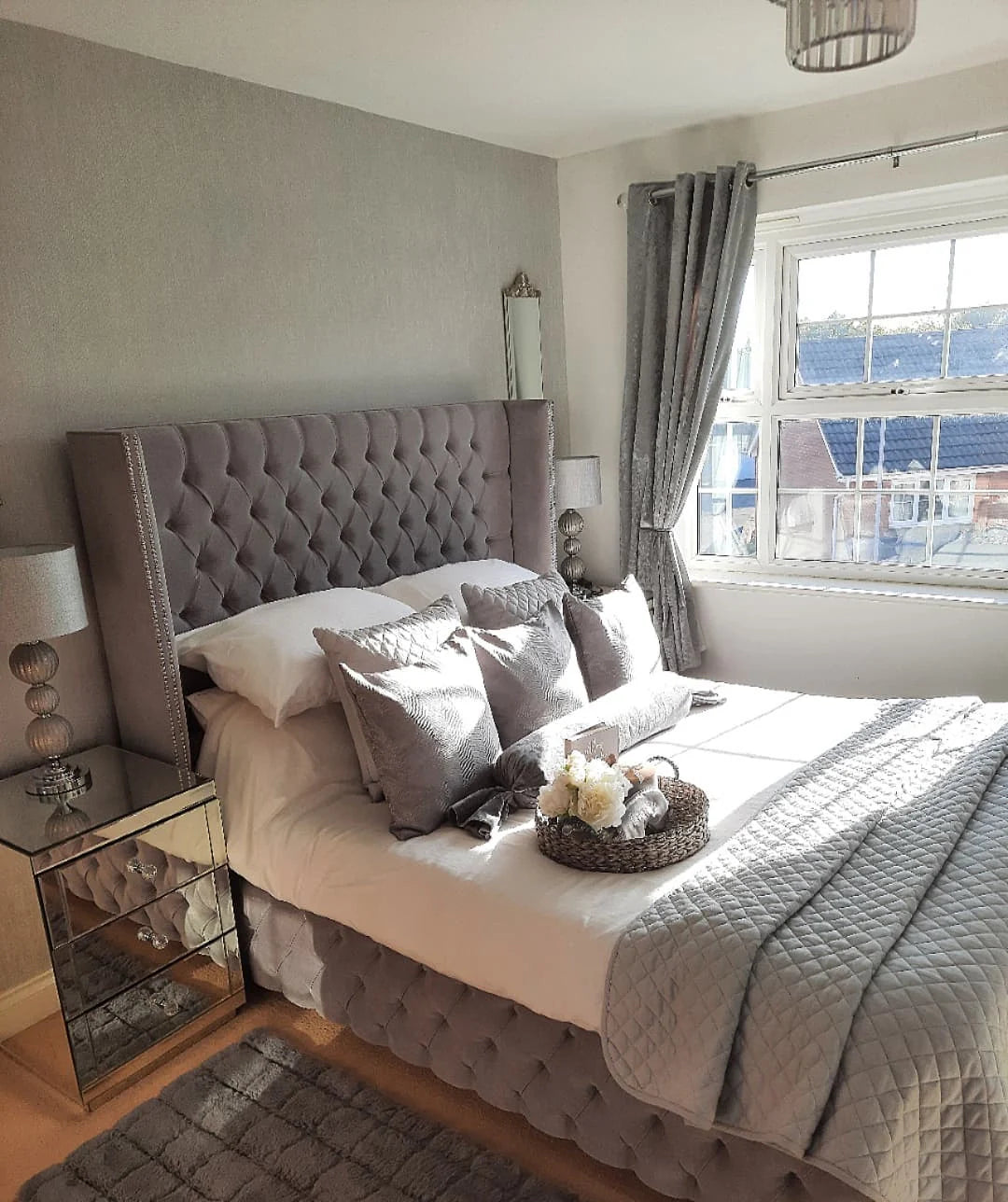 Cadre de Lit Armony Gris - Élégance Néo-Classique