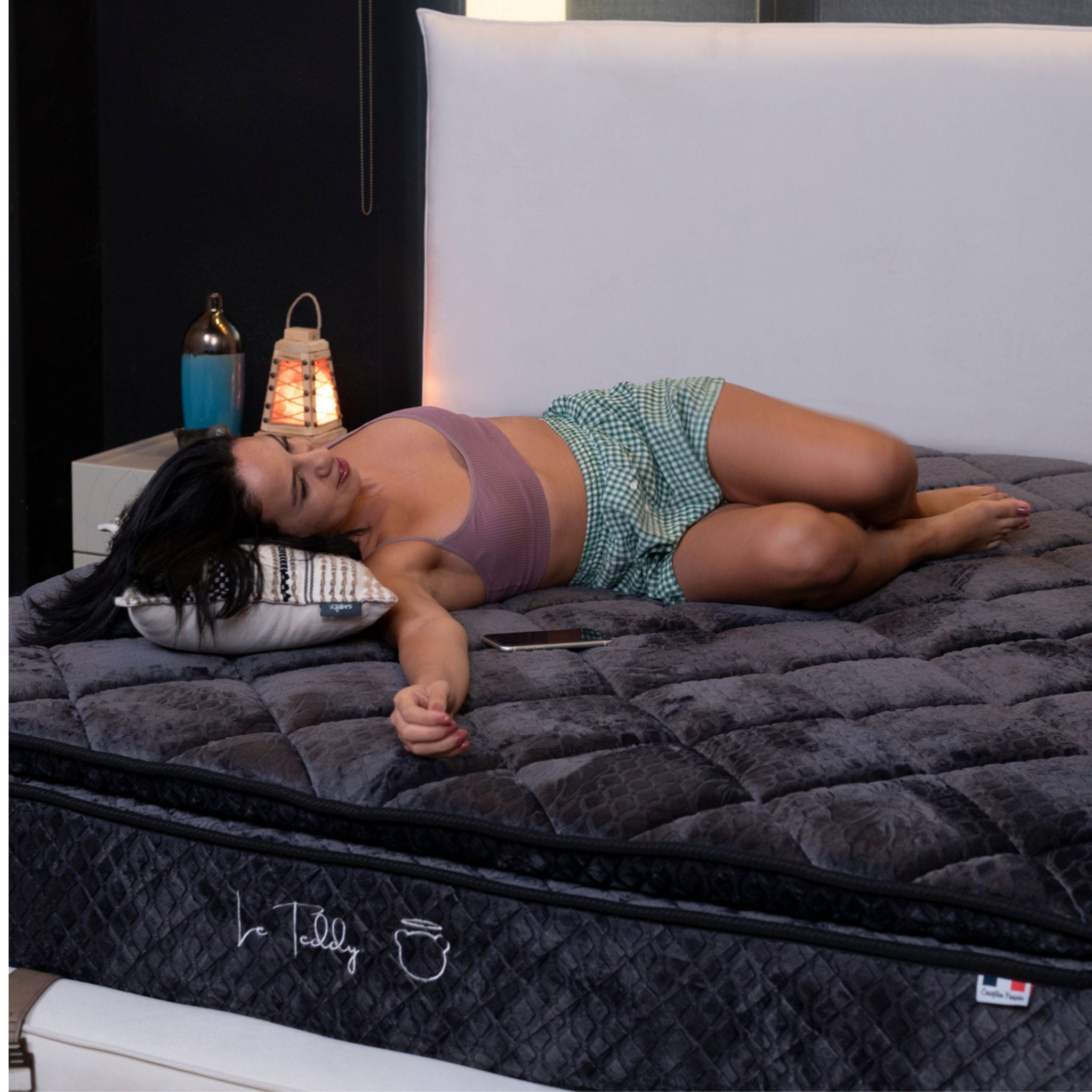 Matelas Teddy Black 30 cm : Confort Suprême et Technologie Avancée